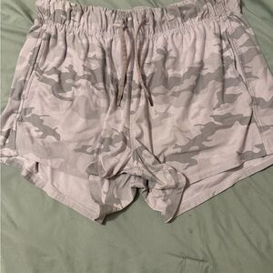 Women's large white Camouflage Shorts